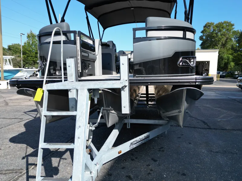 Slide: The Image of Tahoe SPT85 RF23T 2025 - 27