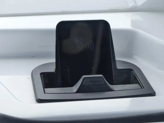 Slide: The Image of Hurricane Center Console 24 OB 2025 - 24