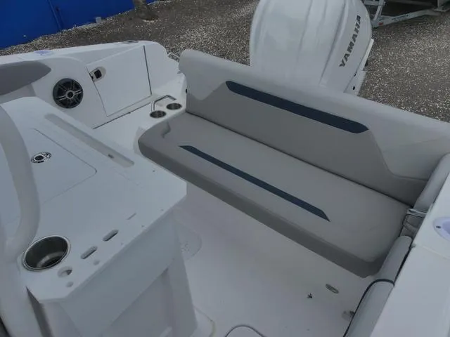 Slide: The Image of Hurricane Center Console 24 OB 2025 - 26