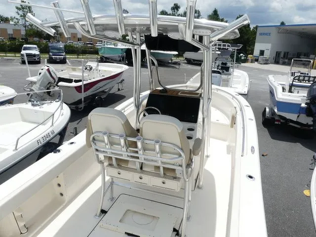 Slide: The Image of Bulls Bay 255 Center Console 2025 - 7