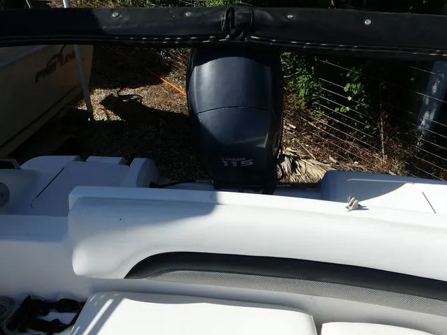 Slide: The Image of Hurricane SunDeck 187 OB 2011 - 12