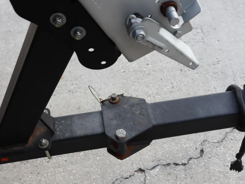 Slide: The Image of Lowe Stinger 175 2015 - 23