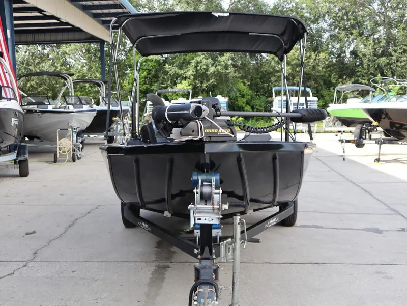 Slide: The Image of Lowe Stinger 175 2015 - 8