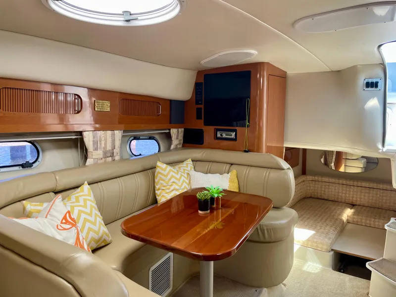 Slide: The Image of Four Winns 328 Vista 2001 - 13