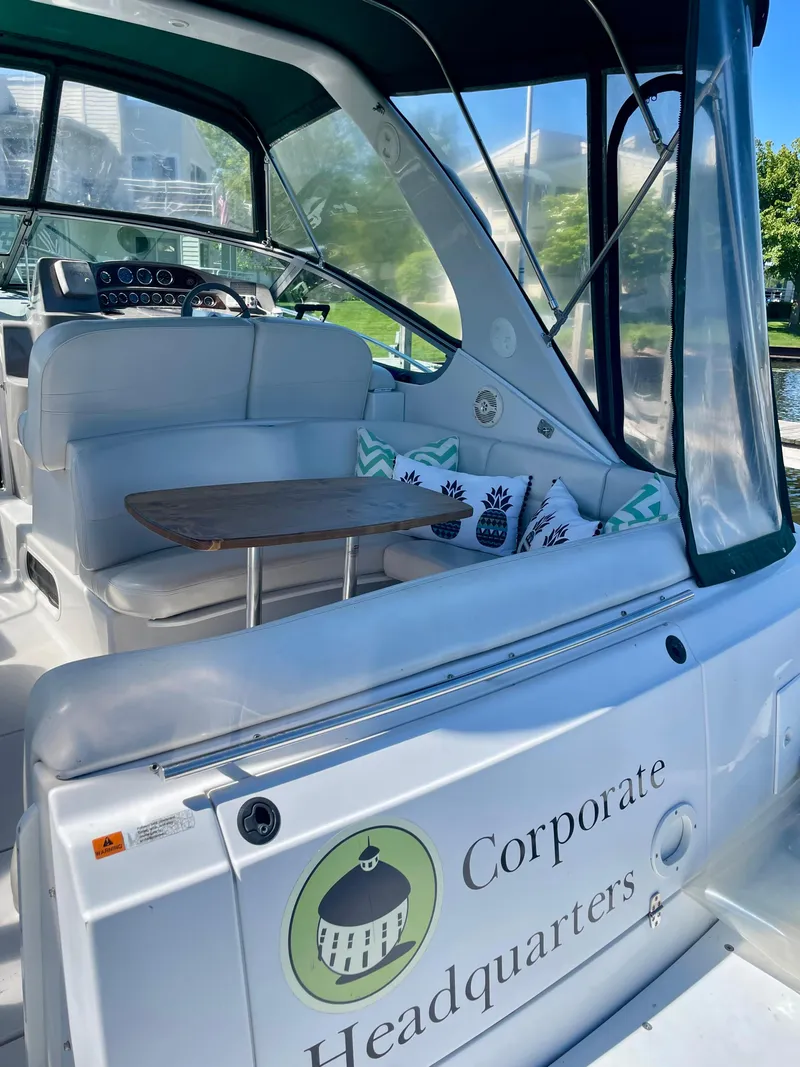 Slide: The Image of Four Winns 328 Vista 2001 - 3