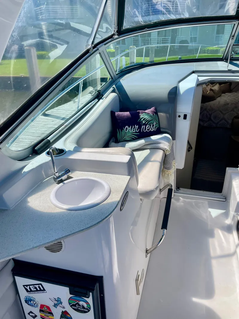 Slide: The Image of Four Winns 328 Vista 2001 - 6