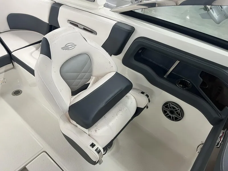 Slide: The Image of Chaparral 257 SSX 2020 - 10