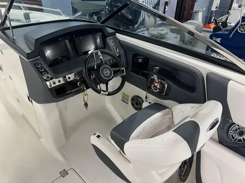 Slide: The Image of Chaparral 257 SSX 2020 - 13