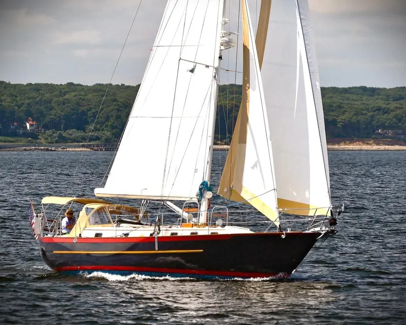 The Image of Sailing yacht Pacific Seacraft 40, 2005 model, cruising on open water. - 0