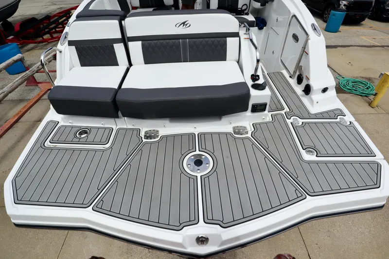 Slide: The Image of Monterey M6 2023 - 20