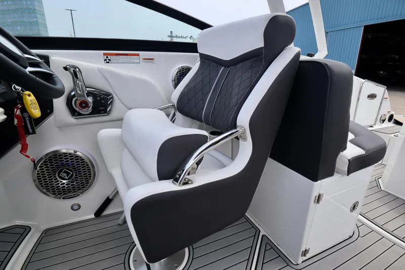 Slide: The Image of Monterey M6 2023 - 40