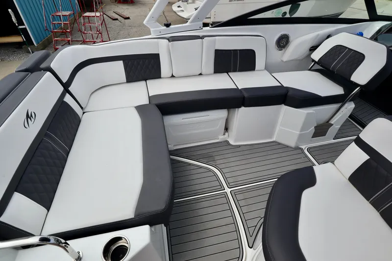 Slide: The Image of Monterey M6 2023 - 43