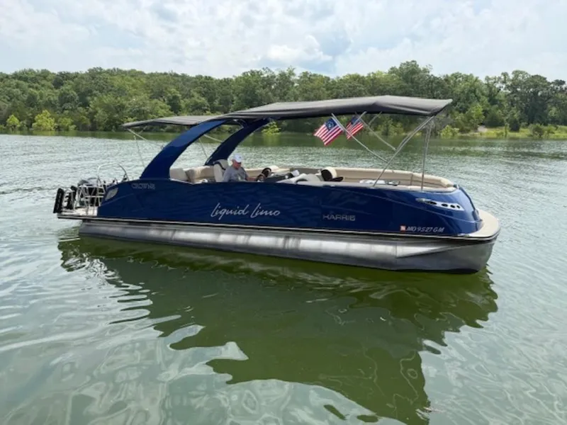 Slide: The Image of Harris Crowne SL 270 2021 - 1