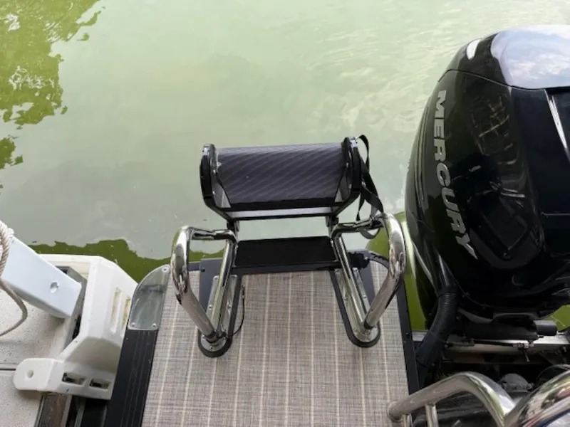 Slide: The Image of Harris Crowne SL 270 2021 - 14