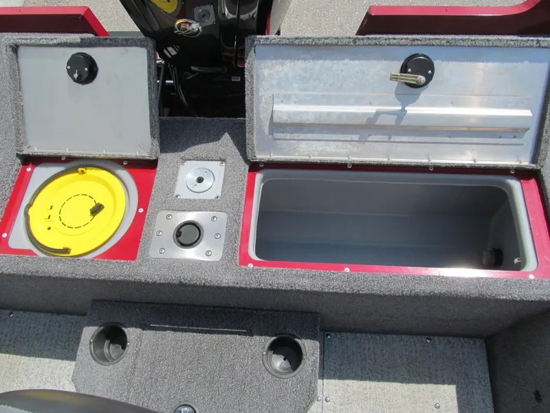 Slide: The Image of 2020 Tracker Pro Guide V-175 SC boat storage compartments and livewell. - 13