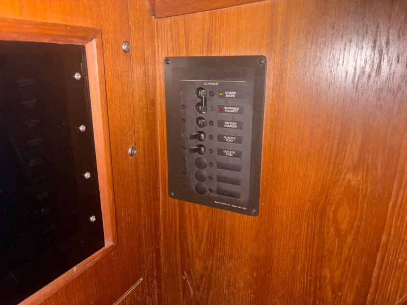 Slide: The Image of Holby Tripp 1987 - 54