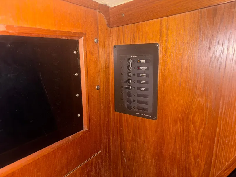 Slide: The Image of Holby Tripp 1987 - 57