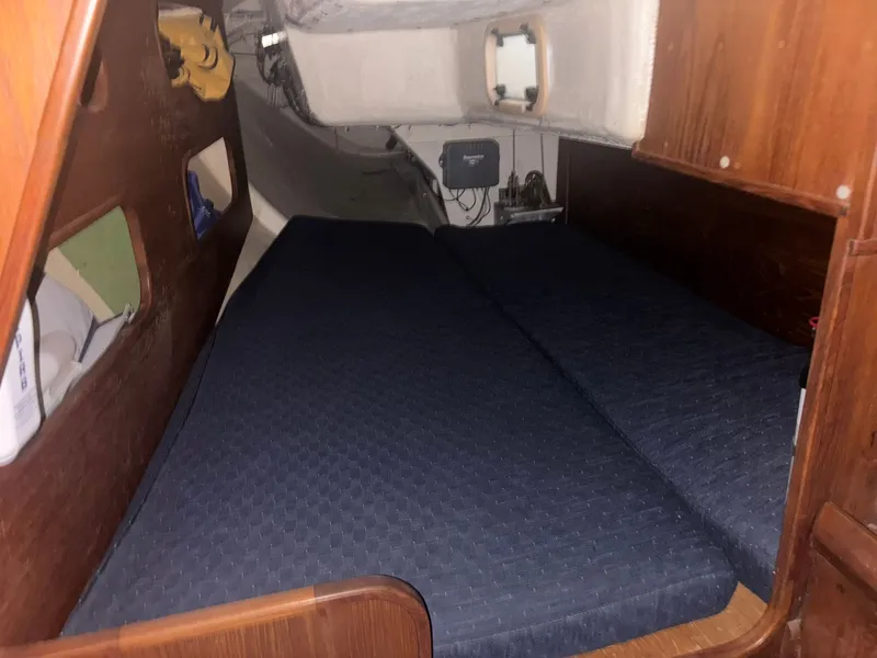 Slide: The Image of Holby Tripp 1987 - 81