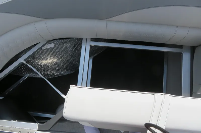 Slide: The Image of Interior view of Avalon 2385 LSZ Quad Lounger, showcasing luxury seating details. - 31