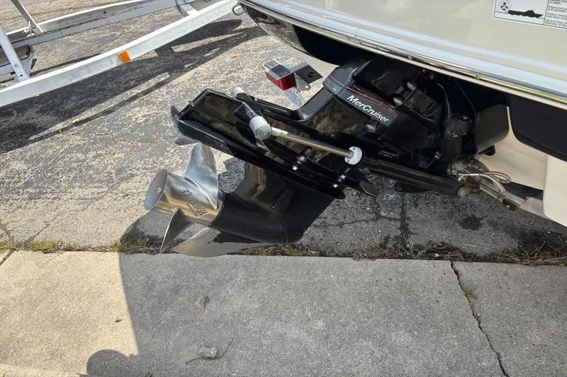 Slide: The Image of Sea Ray 175 Sport 2010 - 2