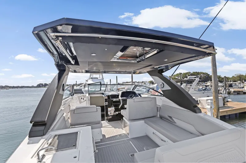 Slide: The Image of Cruisers 34 GLS OB 2026 - 12