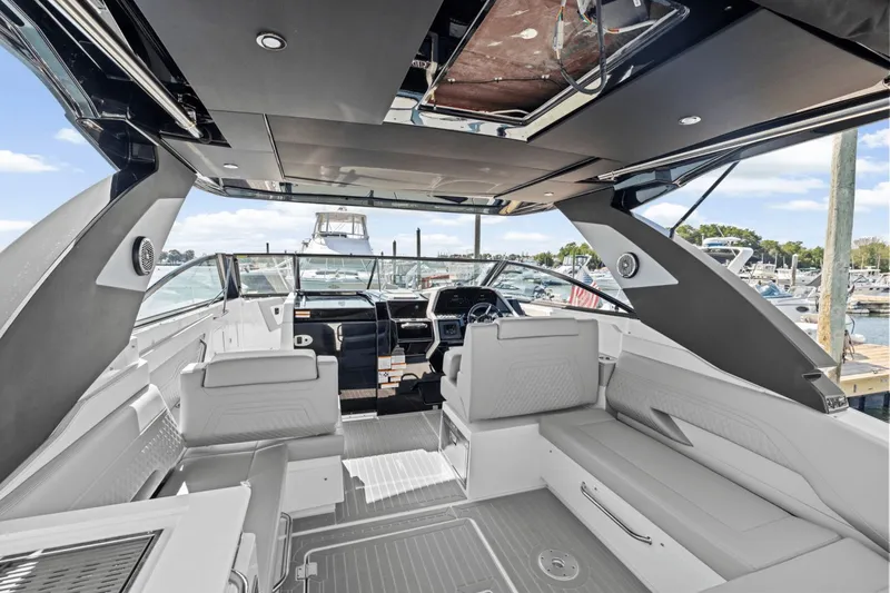 Slide: The Image of Cruisers 34 GLS OB 2026 - 14
