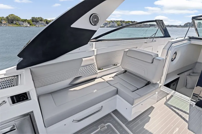 Slide: The Image of Cruisers 34 GLS OB 2026 - 16
