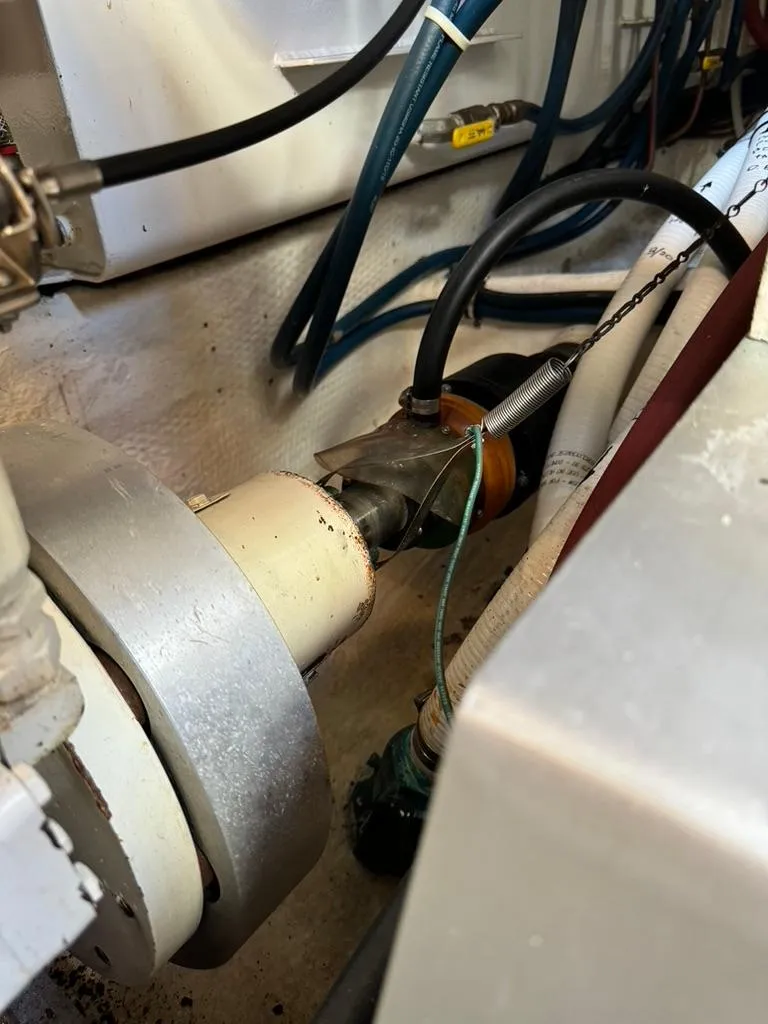 Slide: The Image of Grand Banks 42 Motoryacht 1999 - 51