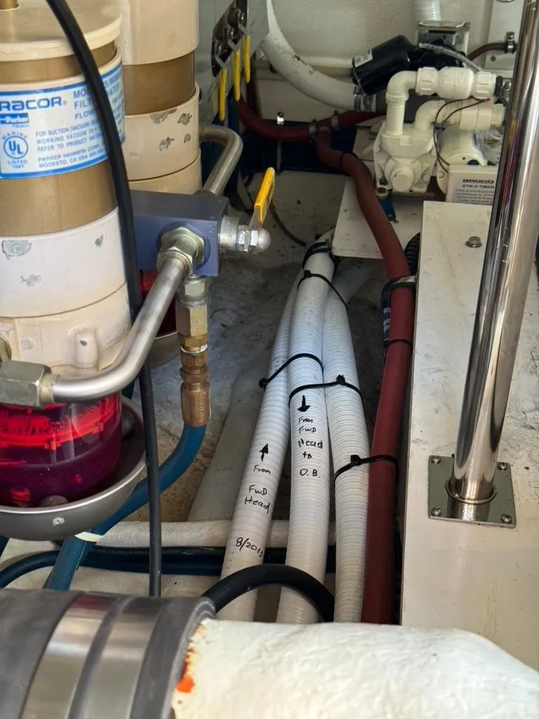 Slide: The Image of Grand Banks 42 Motoryacht 1999 - 53