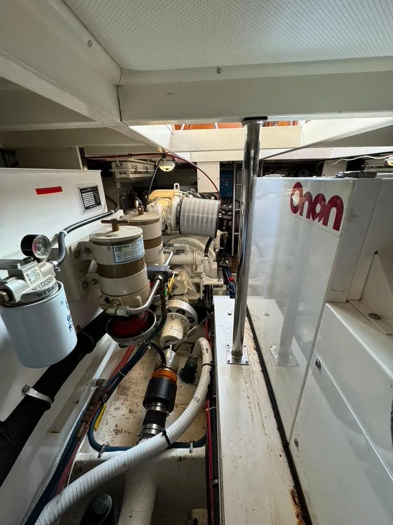 Slide: The Image of Grand Banks 42 Motoryacht 1999 - 60