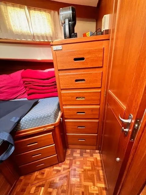 Slide: The Image of Grand Banks 42 Motoryacht 1999 - 74