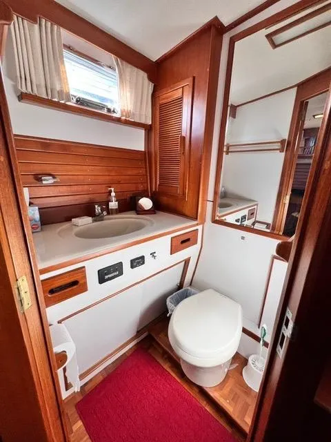 Slide: The Image of Grand Banks 42 Motoryacht 1999 - 79