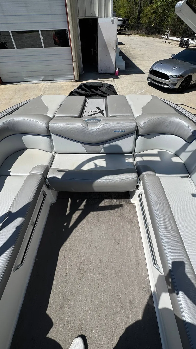 Slide: The Image of MasterCraft X30 2016 - 3