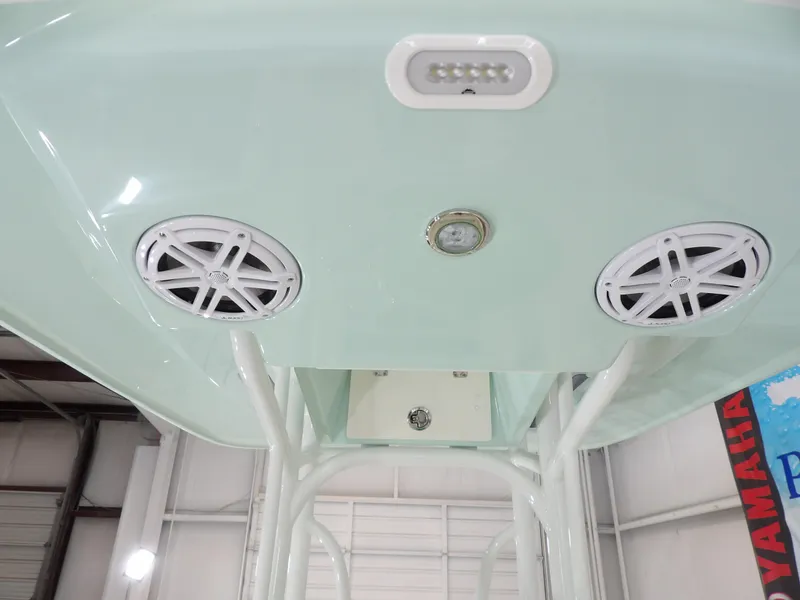 Slide: The Image of Pathfinder 2500 Hybrid 2025 - 17