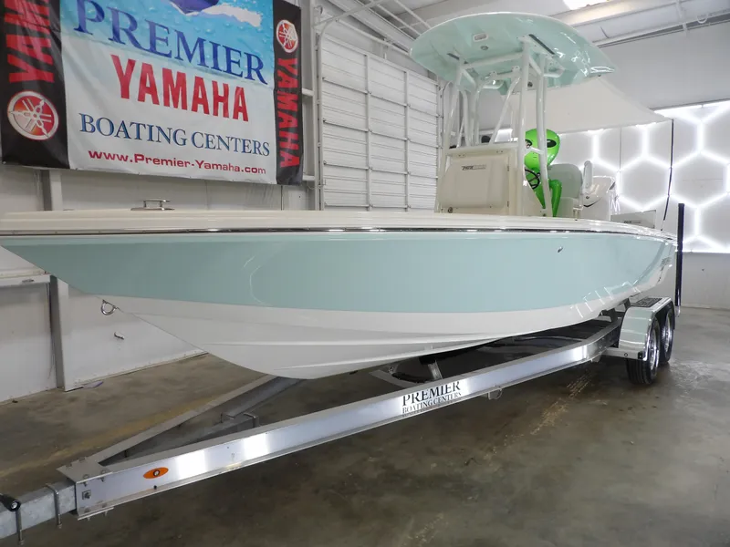 Slide: The Image of Pathfinder 2500 Hybrid 2025 - 3