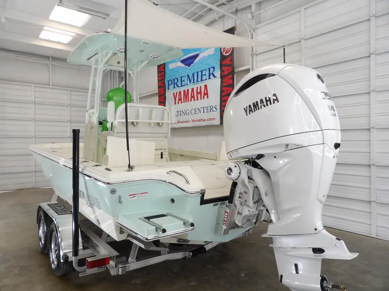 Slide: The Image of Pathfinder 2500 Hybrid 2025 - 6