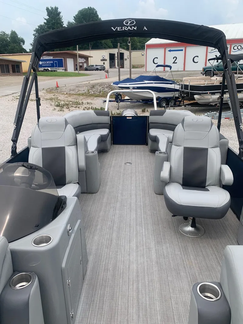 Slide: The Image of Simrad display on 2019 Veranda Relax VR25RC boat dashboard. - 13