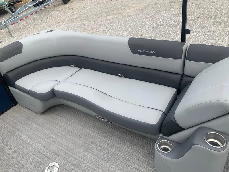 Slide: The Image of 2019 Veranda Relax VR25RC capacity label: 15 persons or 2115 lbs, 250 HP motor. - 14