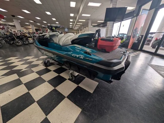 Slide: The Image of Sea-Doo GTX 2025 - 6