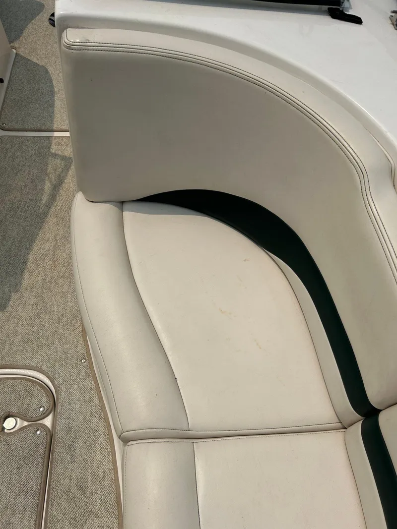 Slide: The Image of Propeller of 2000 Chaparral Sunesta 233 boat on textured surface. - 14