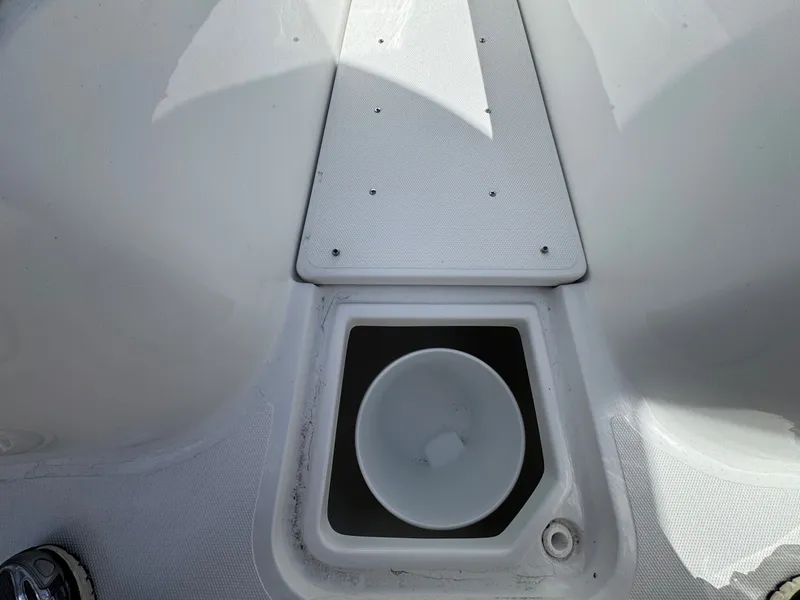 Slide: The Image of Sea Hunt Gamefish 28 Forward Seating 2026 - 26