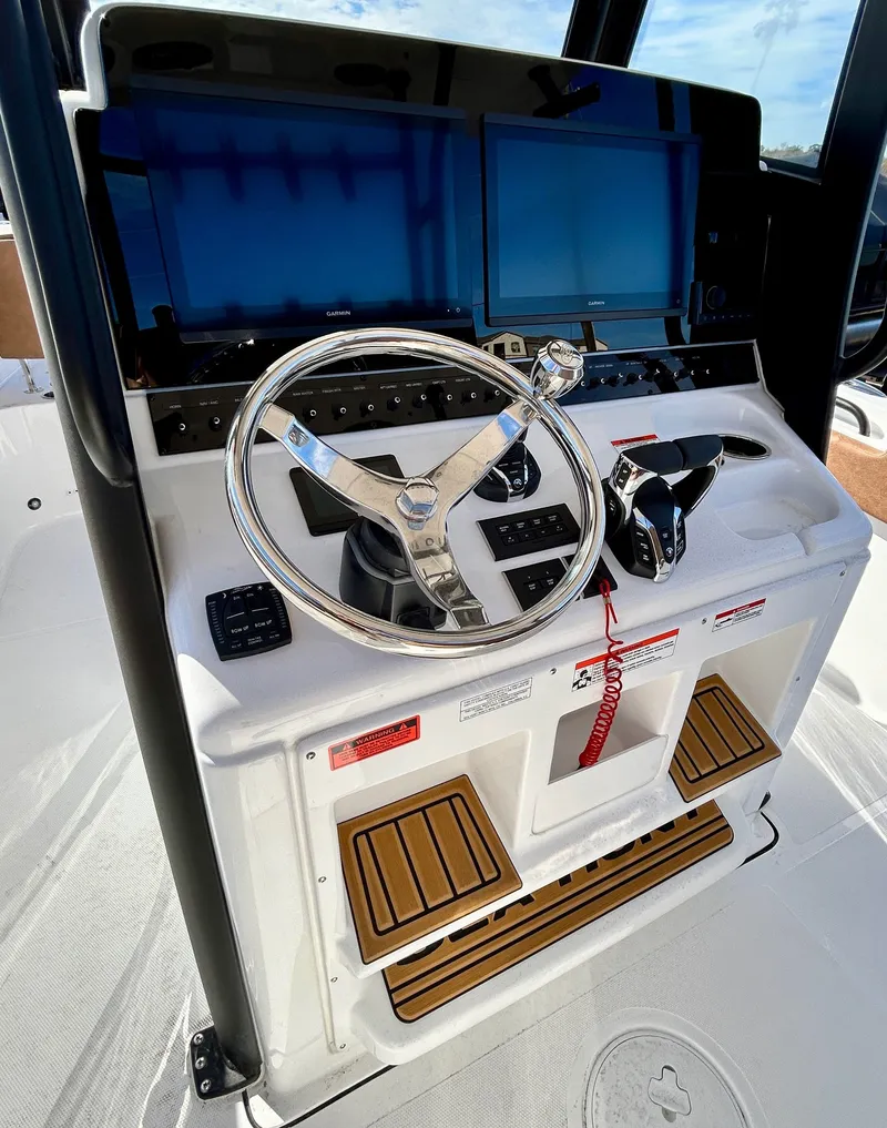 Slide: The Image of Sea Hunt Gamefish 28 Forward Seating 2026 - 36
