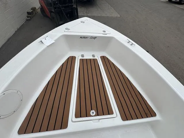 Slide: The Image of Action Craft 17.5 2015 - 7