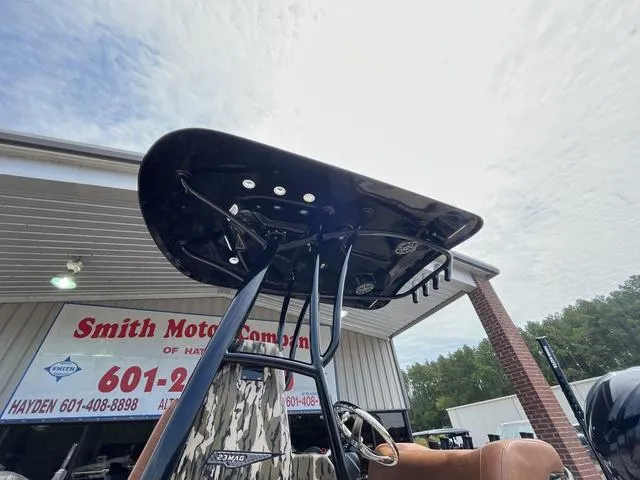 Slide: The Image of Avid 23 Mag 2025 - 5