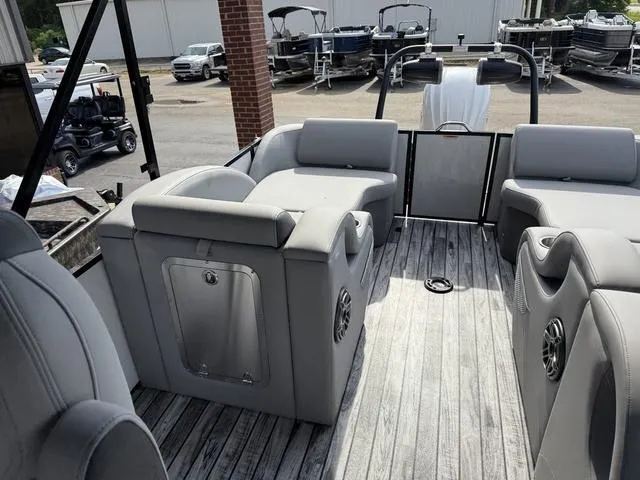 Slide: The Image of Veranda VTX25 VLB 2026 - 17