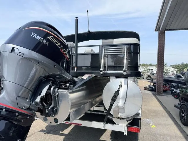 Slide: The Image of Veranda VR22RC 2026 - 3