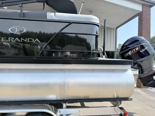 Slide: The Image of Veranda VR22RC 2026 - 8