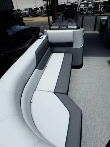 Slide: The Image of Veranda VS22RC 2026 - 9