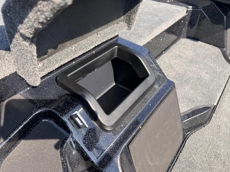 Slide: The Image of Skeeter ZXE20 2026 - 19