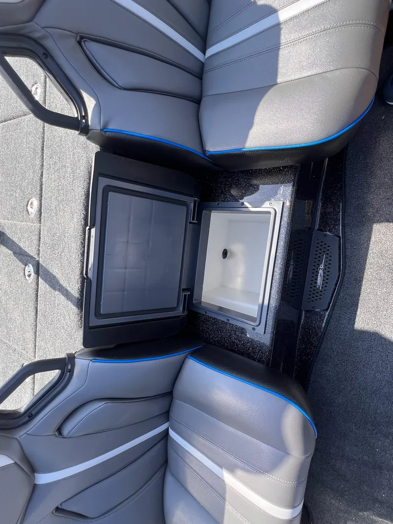 Slide: The Image of Skeeter ZXE20 2026 - 21